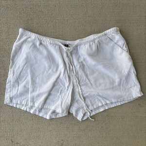 Divided Women's Linen Shorts